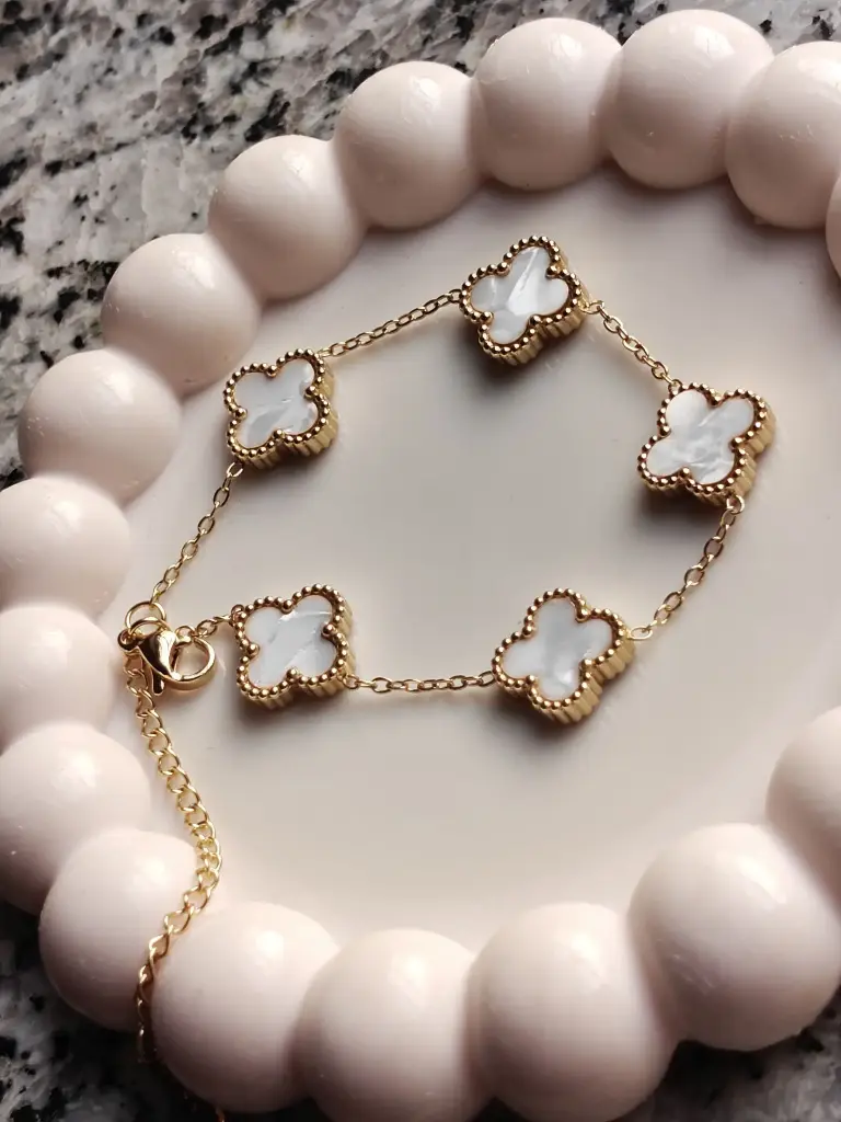 white bracelete 2.webp