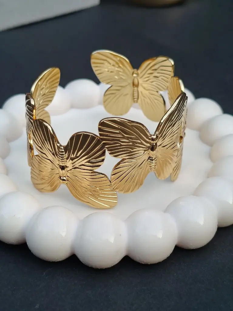 butterfly cuff 3.webp