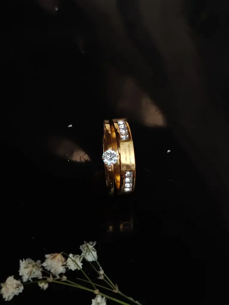 micheal kors ring.webp