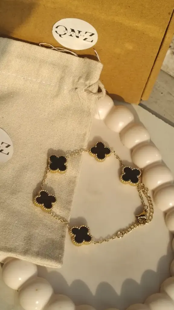 black chain bracelete.webp