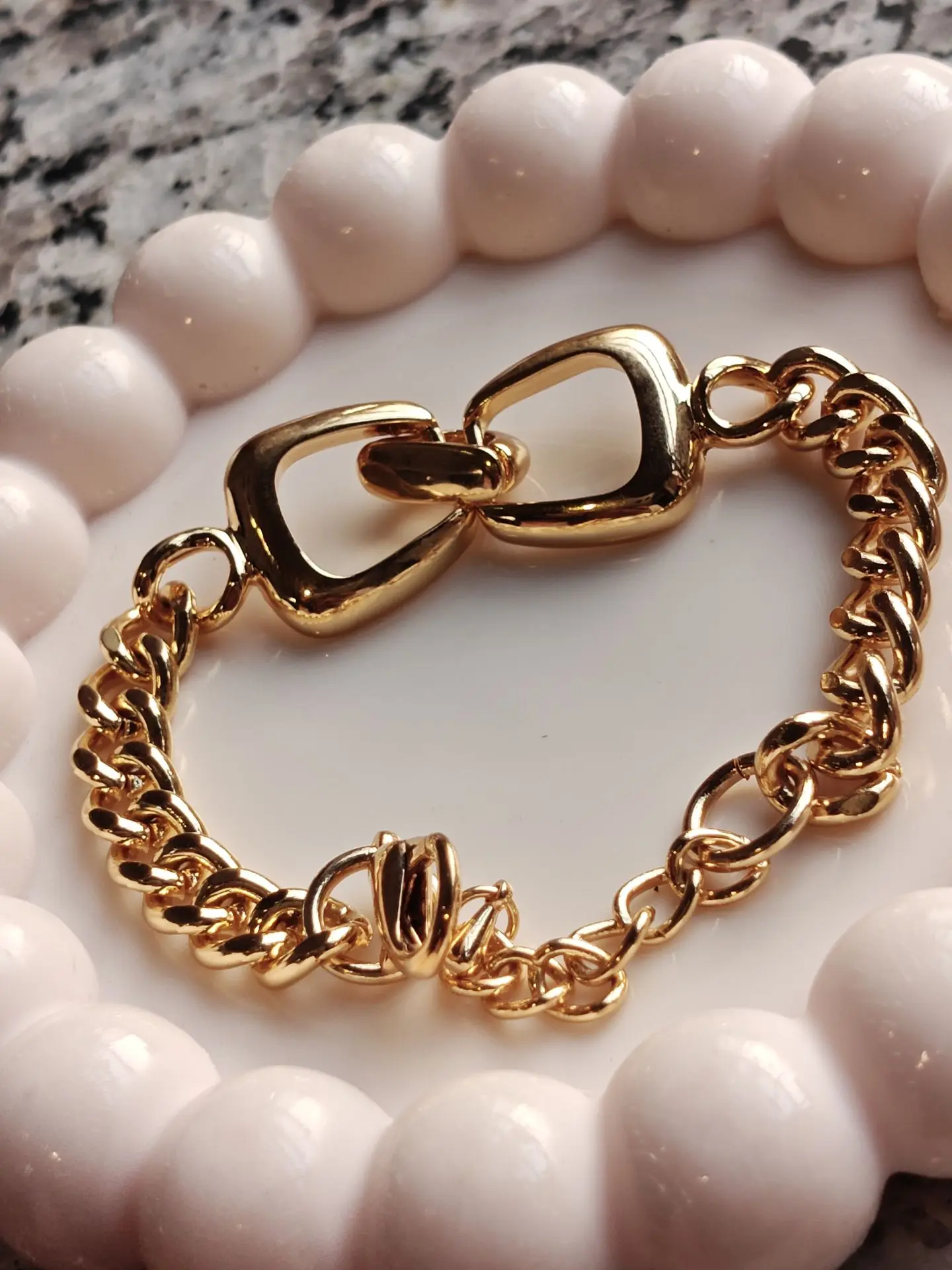 Bow link