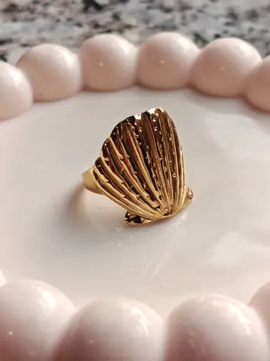 Shelle Ring
